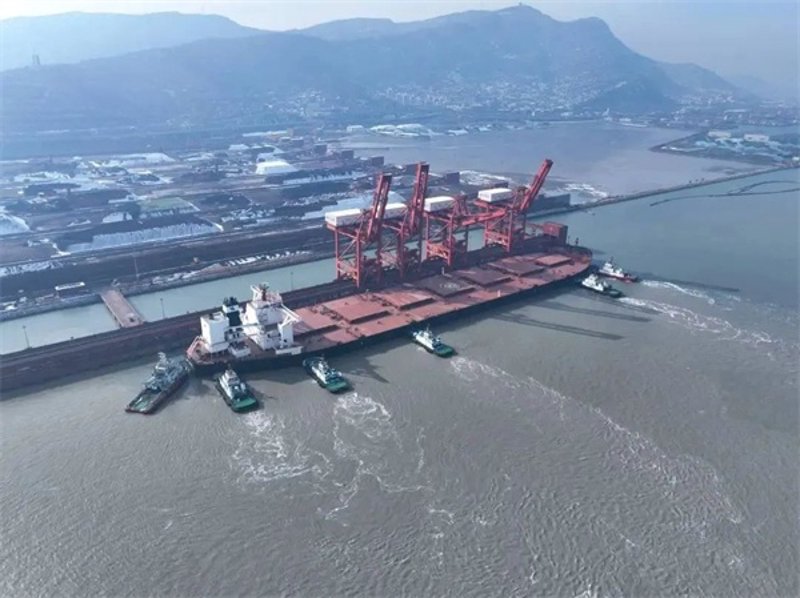 船舶进出港代理：开启海洋新航程